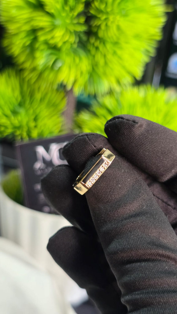 18 Karat Yellow Gold Mens Bali with Lab Grown Diamonds view 3